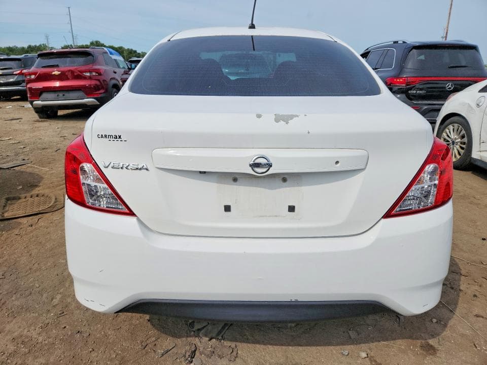 2019 NISSAN VERSA S 6