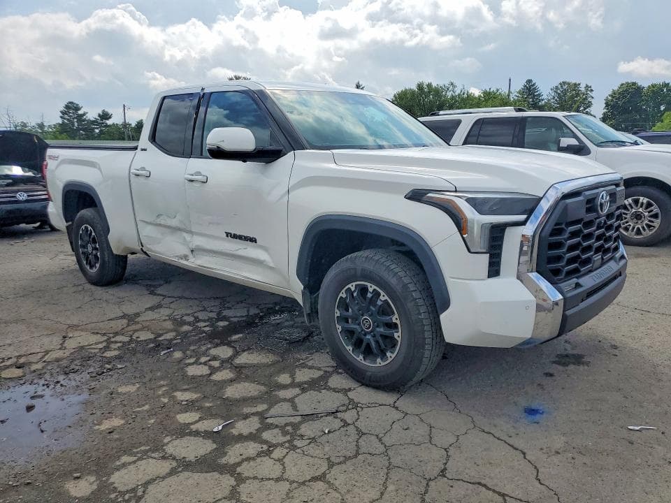 2023 TOYOTA TUNDRA SR5 4