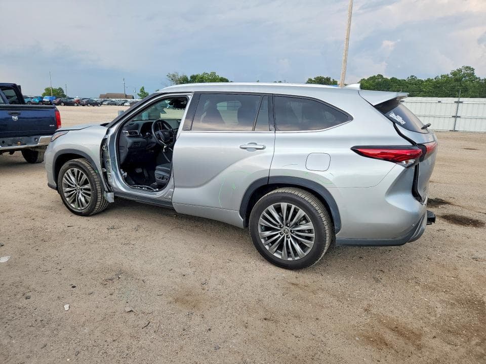 2021 TOYOTA HIGHLANDER HYBRID PLATINUM 2