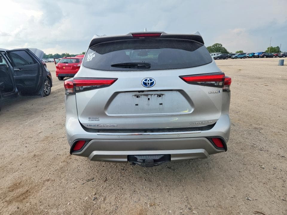 2021 TOYOTA HIGHLANDER HYBRID PLATINUM 6