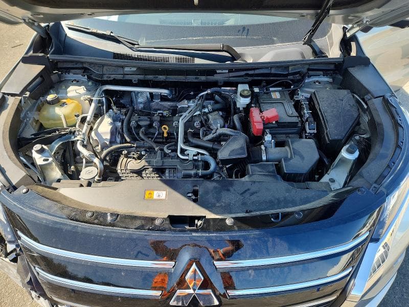 2025 MITSUBISHI OUTLANDER SE 11
