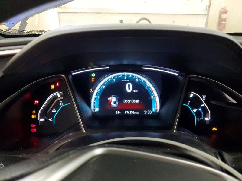 2017 HONDA CIVIC EX 9