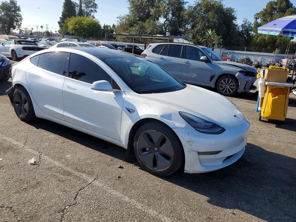 2020 TESLA MODEL 3 4