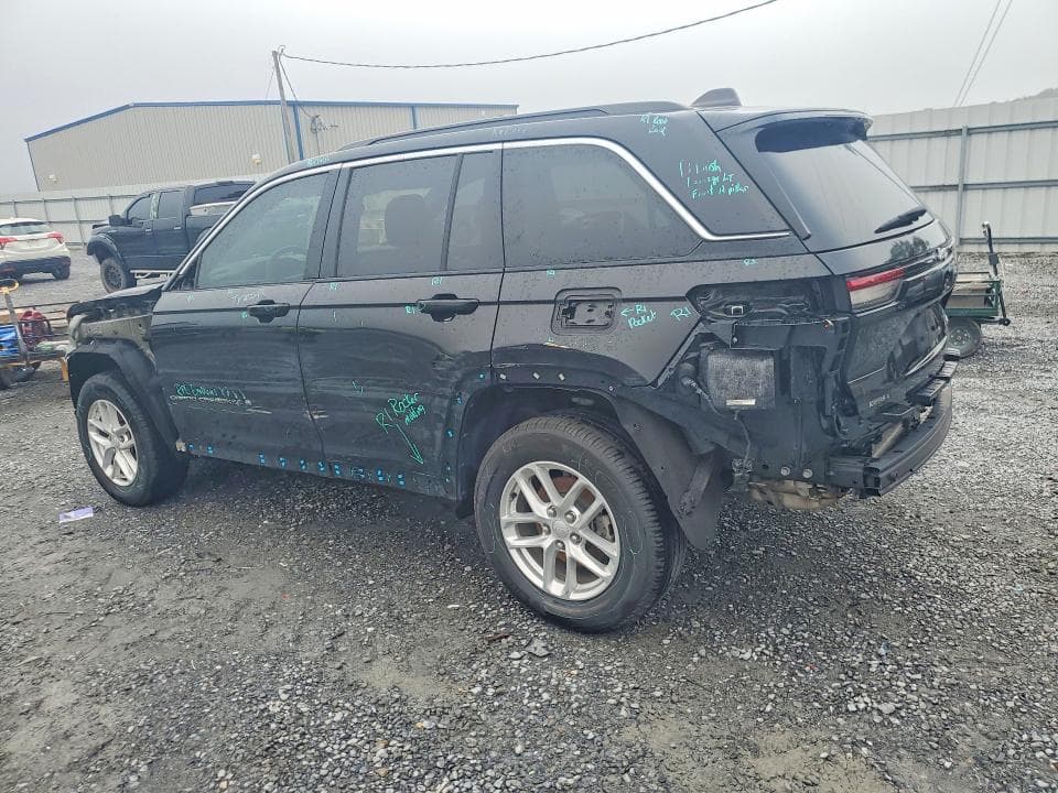 2025 JEEP GRAND CHEROKEE LAREDO 2
