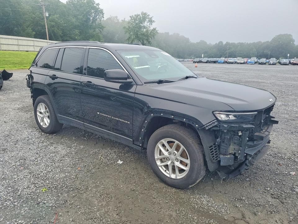 2025 JEEP GRAND CHEROKEE LAREDO 4