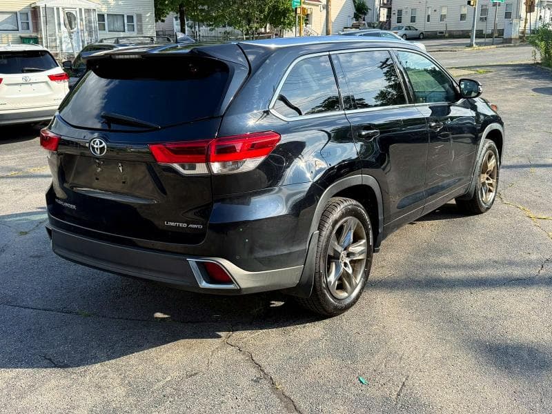 2019 TOYOTA HIGHLANDER LIMITED PLATINUM 3