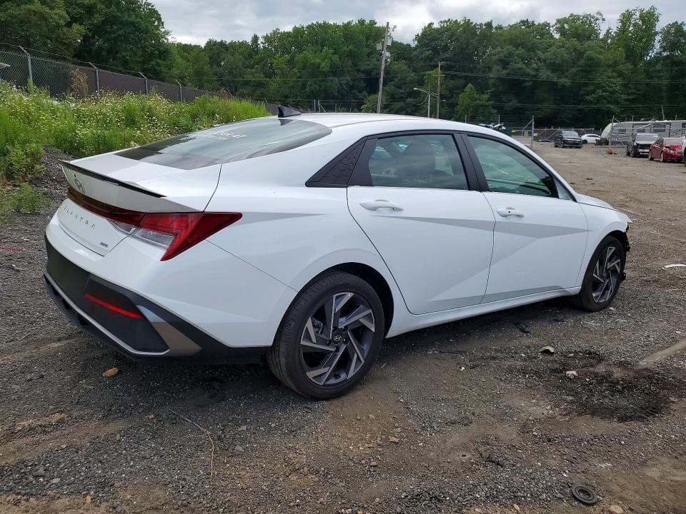 2025 HYUNDAI ELANTRA HYBRID SEL SPORT 3