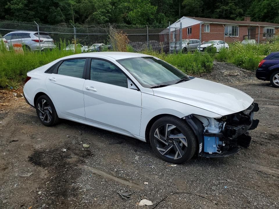 2025 HYUNDAI ELANTRA HYBRID SEL SPORT 4