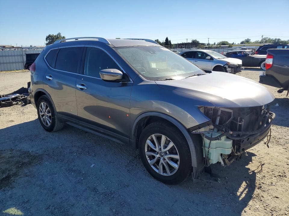 2020 NISSAN ROGUE SV 4