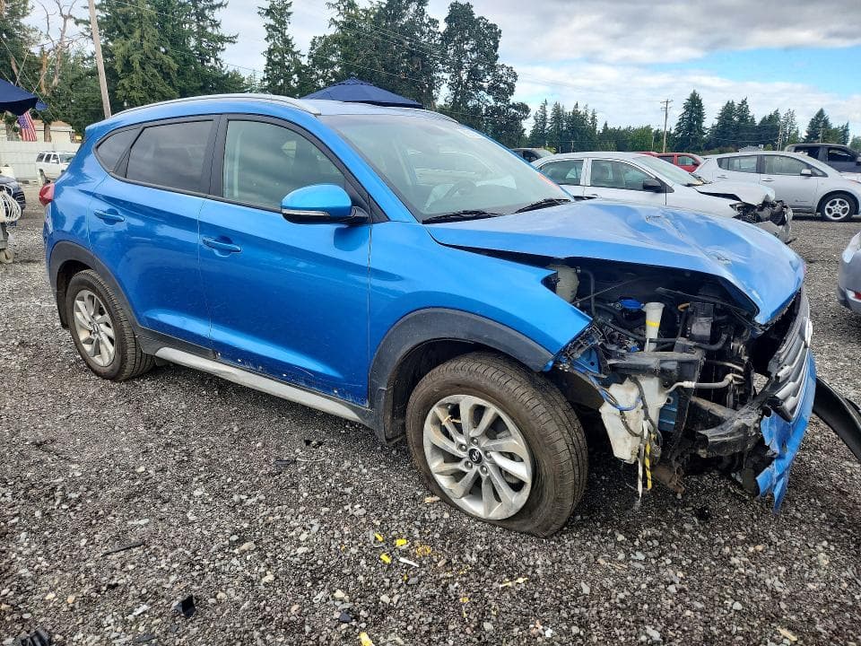 2017 HYUNDAI TUCSON SE PLUS 4