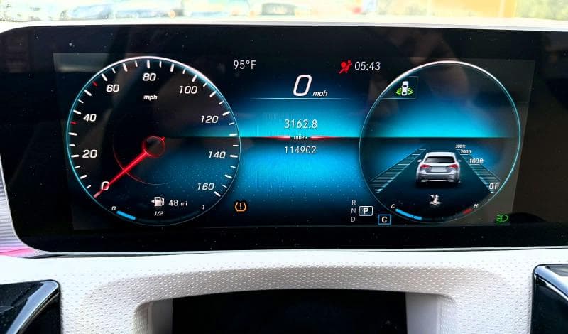 2020 MERCEDES-BENZ CLA 250 4MATIC 9