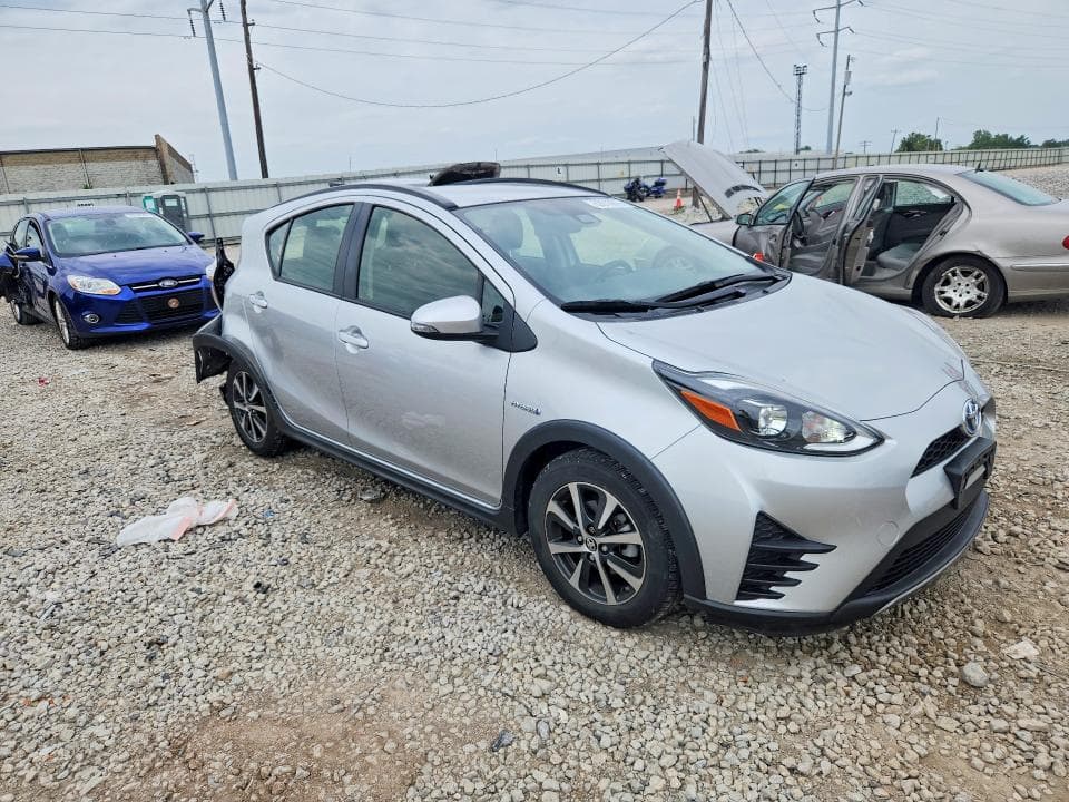 2019 TOYOTA PRIUS C L 4
