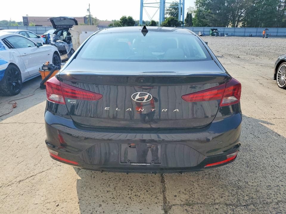 2020 HYUNDAI ELANTRA SEL 6