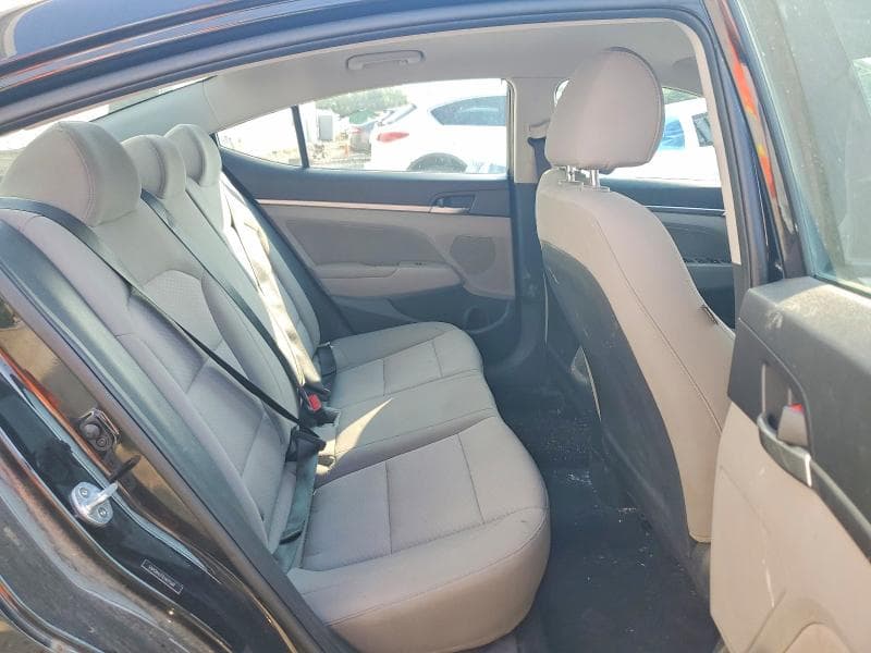 2020 HYUNDAI ELANTRA SEL 10