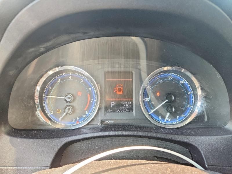 2019 TOYOTA COROLLA LE 9