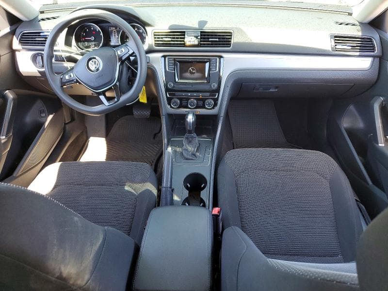2018 VOLKSWAGEN PASSAT S 8