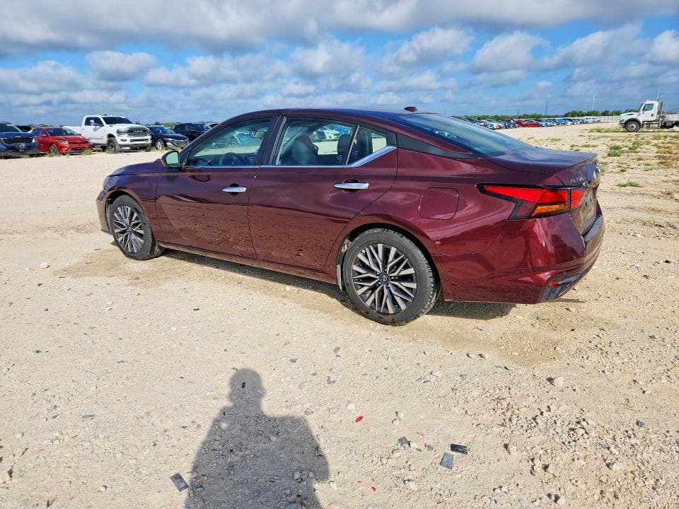 2025 NISSAN ALTIMA SV 2