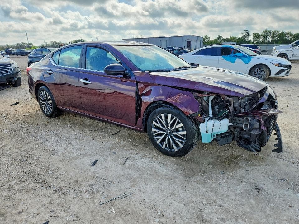 2025 NISSAN ALTIMA SV 4