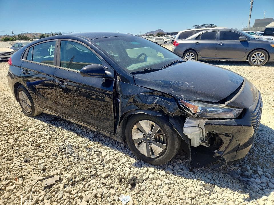 2018 HYUNDAI IONIQ BLUE 4
