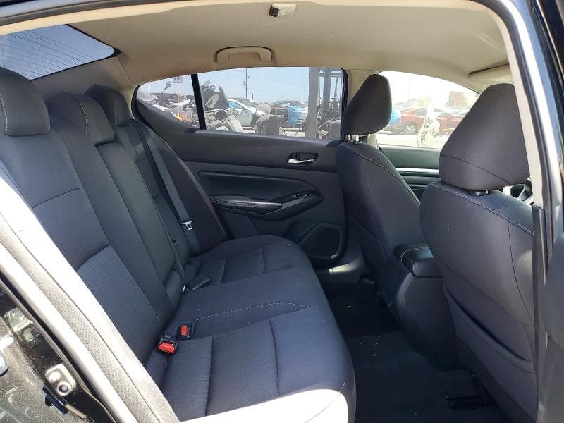 2021 NISSAN ALTIMA SV 10