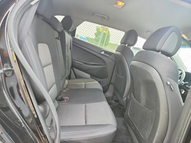 2017 HYUNDAI TUCSON SE 10