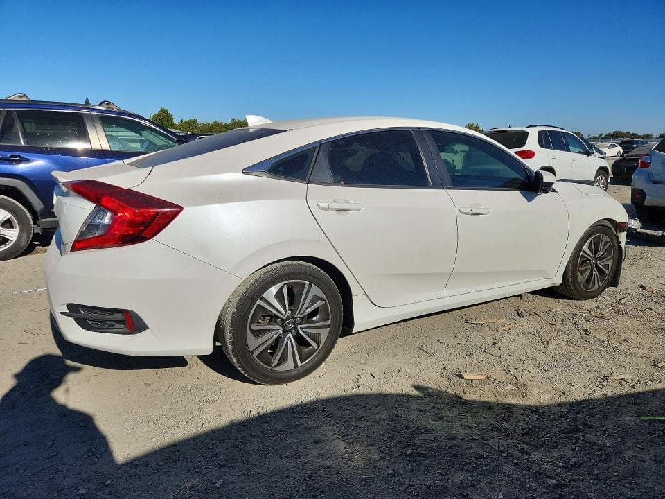 2018 HONDA CIVIC EX 3