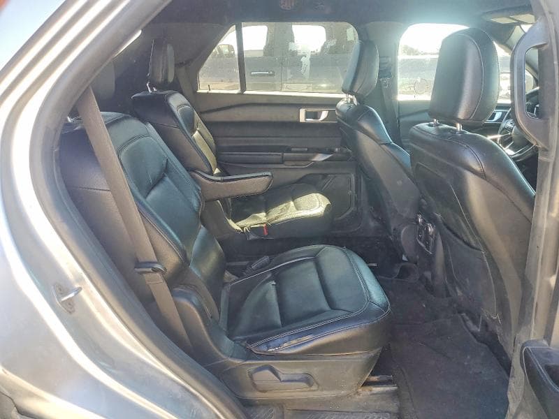 2020 FORD EXPLORER XLT 10