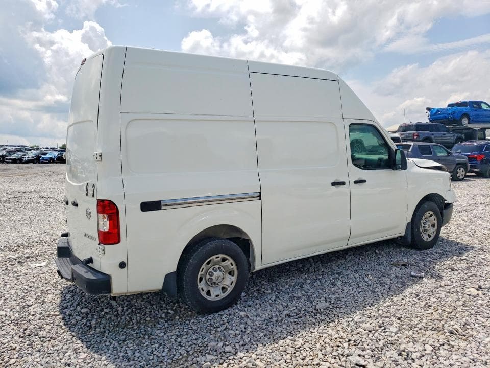 2018 NISSAN NV 2500 HD SV 3