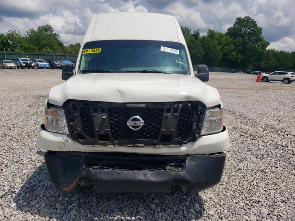 2018 NISSAN NV 2500 HD SV 5