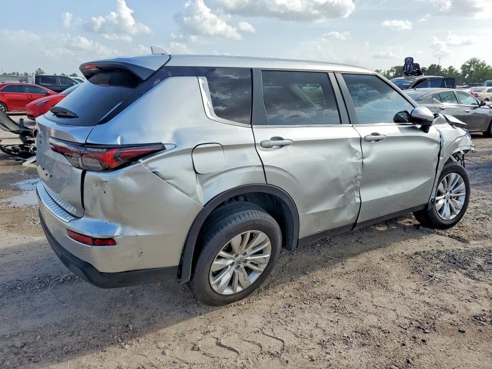 2025 MITSUBISHI OUTLANDER ES 3