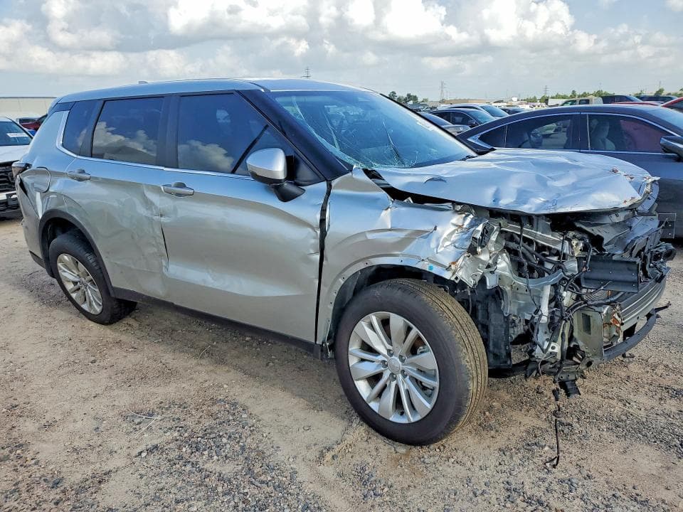 2025 MITSUBISHI OUTLANDER ES 4