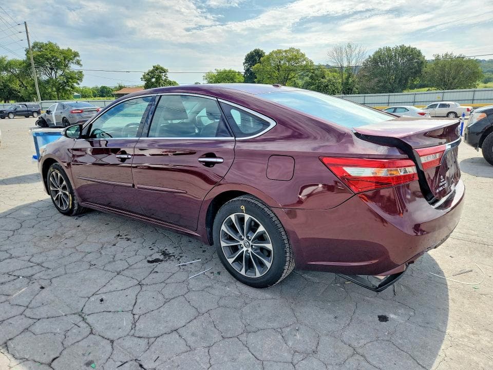 2018 TOYOTA AVALON XLE 2