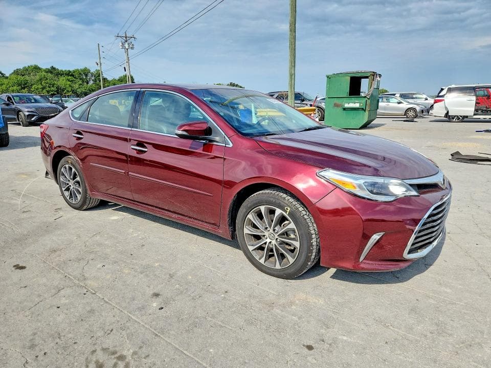 2018 TOYOTA AVALON XLE 4