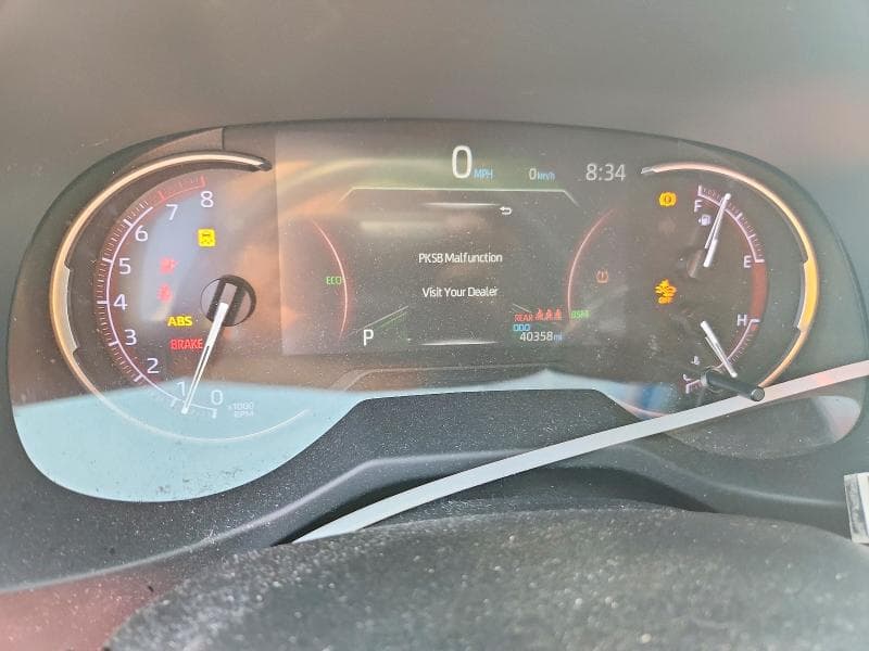 2020 TOYOTA RAV4 LIMITED 9