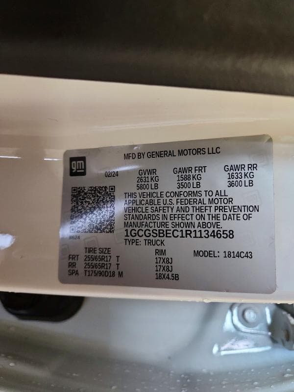 2024 CHEVROLET COLORADO 12