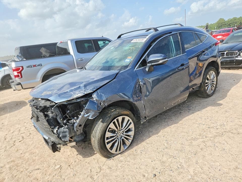 2024 TOYOTA VENZA XLE - 1
