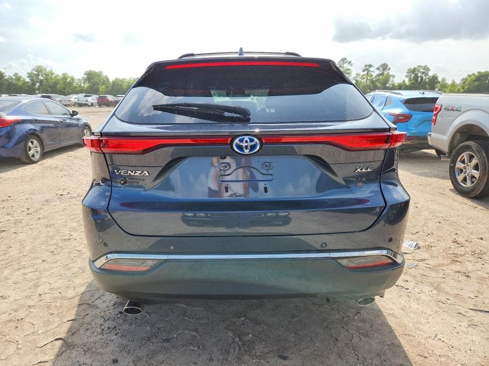 2024 TOYOTA VENZA XLE 6