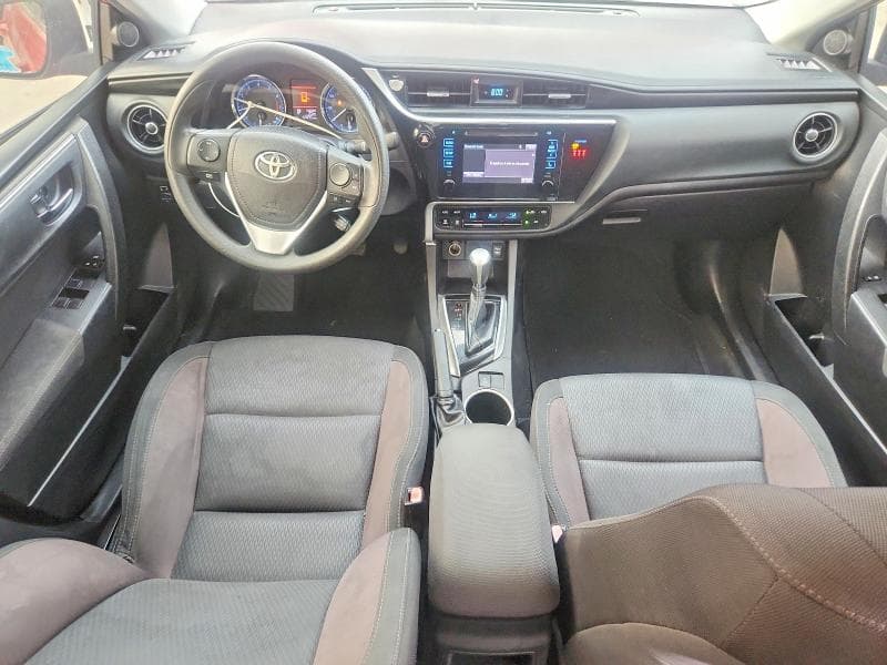 2019 TOYOTA COROLLA LE 8
