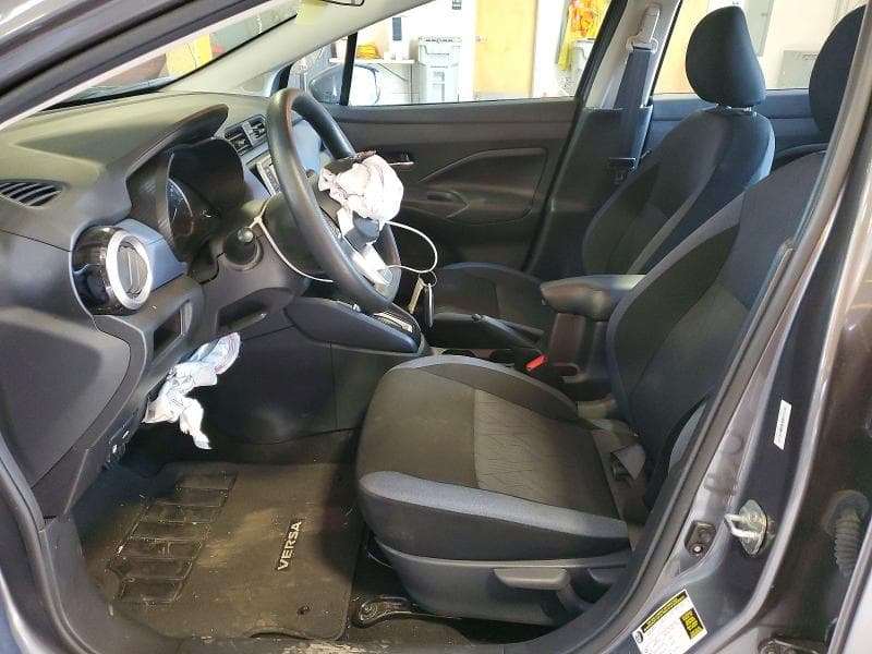 2025 NISSAN VERSA SV 7