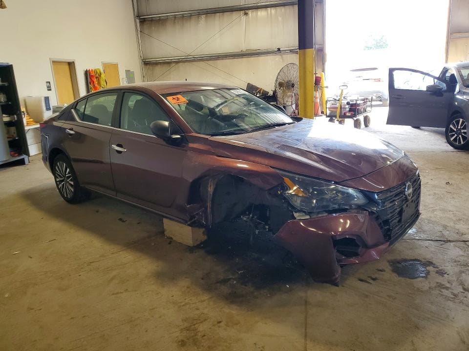 2025 NISSAN ALTIMA SV 4