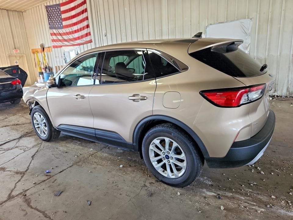 2020 FORD ESCAPE SE 2