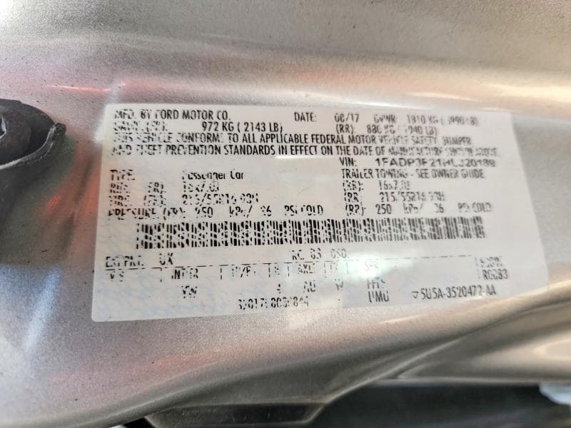 2017 FORD FOCUS SE 12