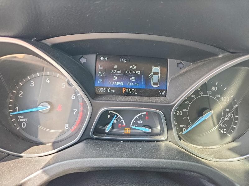 2017 FORD FOCUS SE 9