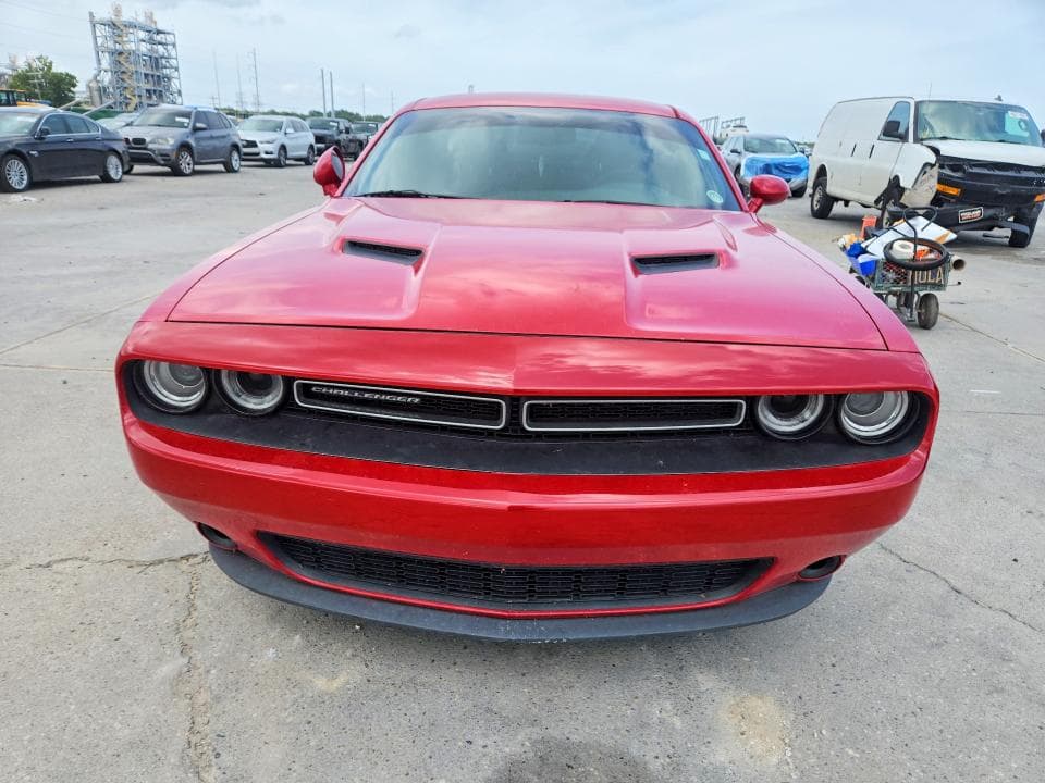 2017 DODGE CHALLENGER SXT 5