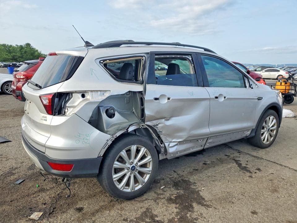 2019 FORD ESCAPE SEL 3