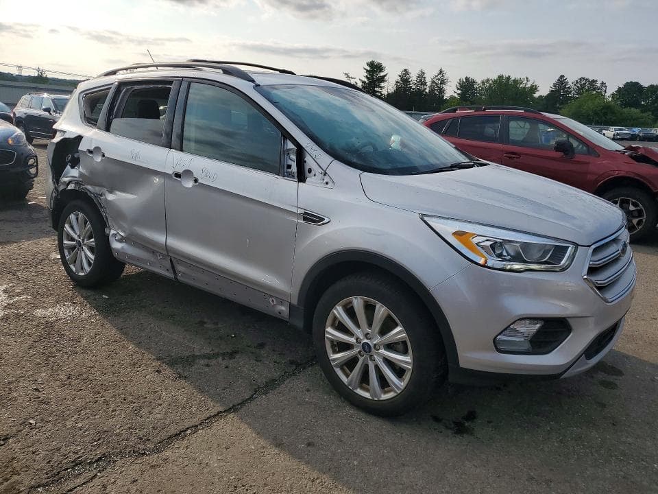 2019 FORD ESCAPE SEL 4