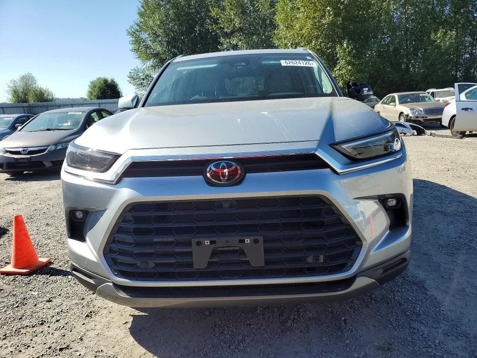 2024 TOYOTA GRAND HIGHLANDER LIMITED 5