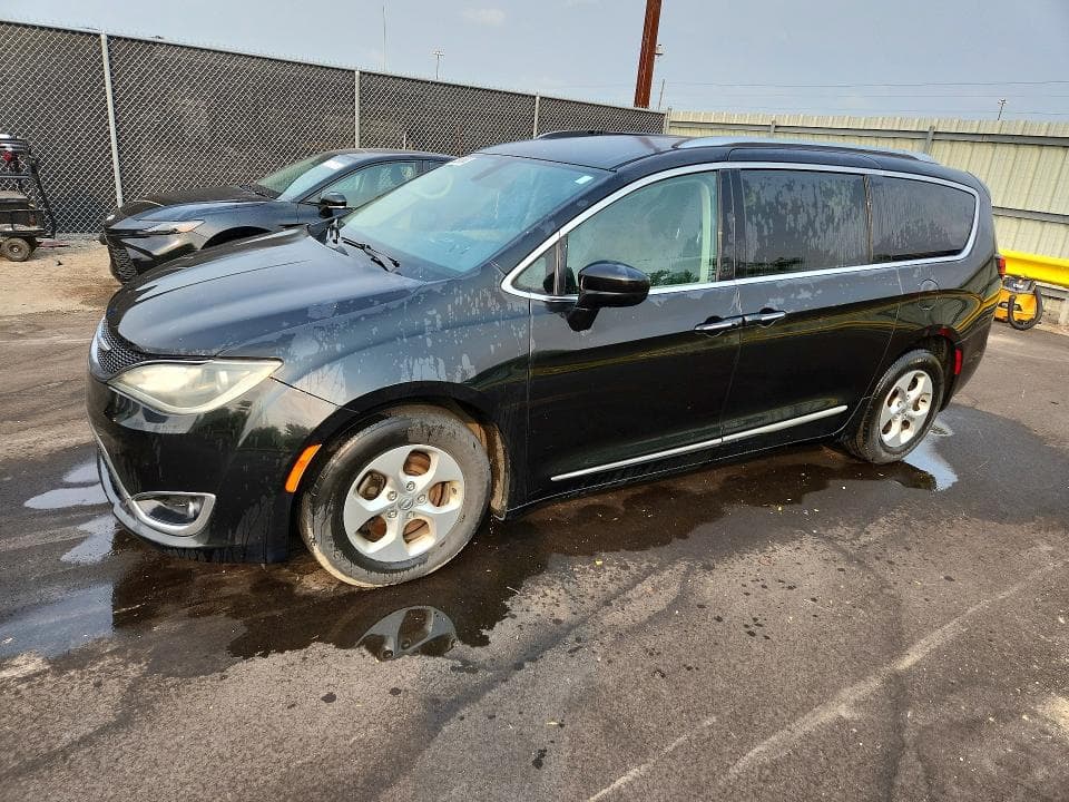 2017 CHRYSLER PACIFICA TOURING L PLUS - 1