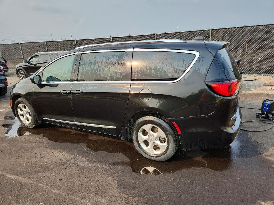 2017 CHRYSLER PACIFICA TOURING L PLUS 2