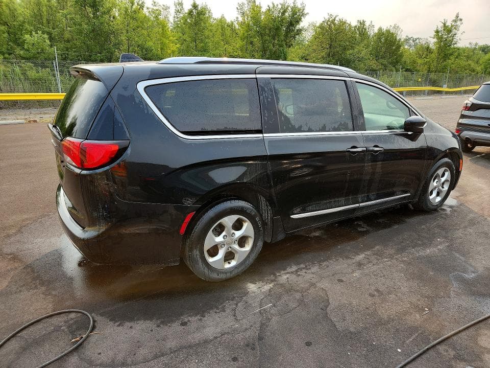 2017 CHRYSLER PACIFICA TOURING L PLUS 3